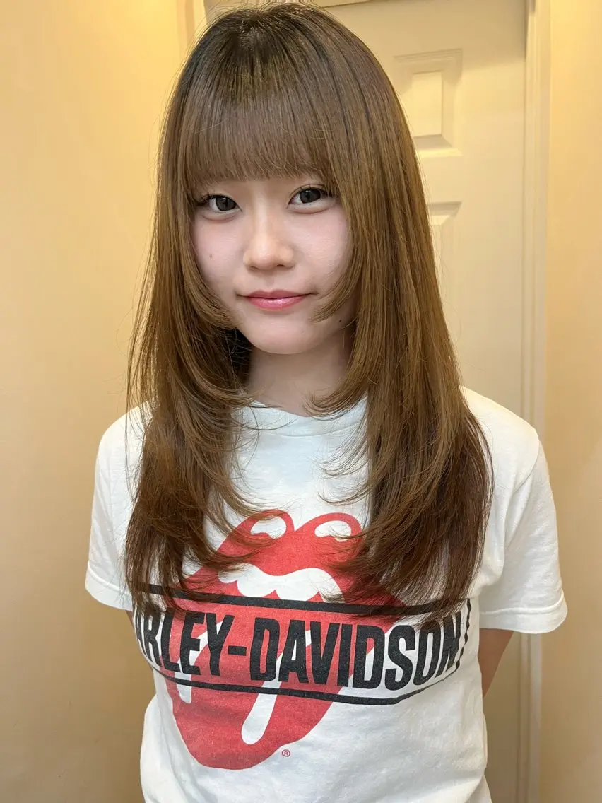 ロング yuka/ロング/ レイヤーカットモデルのヘアスタイル