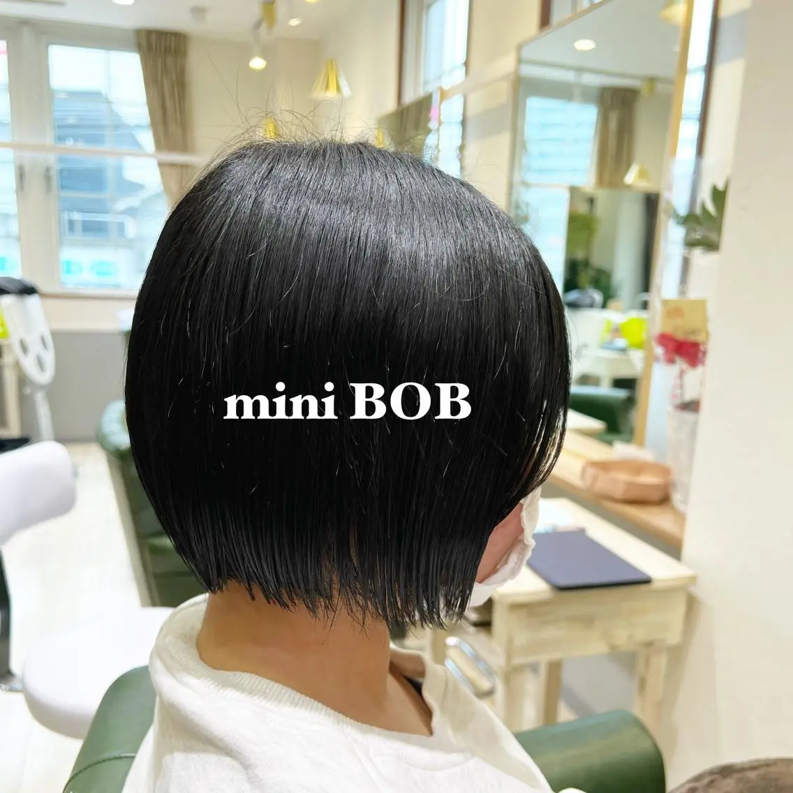 ミディアム ボブ カット melca. Amiのヘアスタイル
