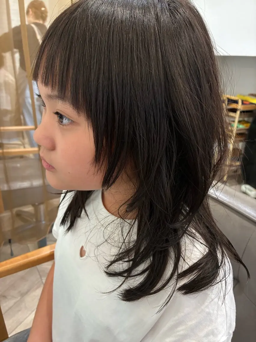 ロング 学生 レイヤーカット 谷岡 佑香のヘアスタイル