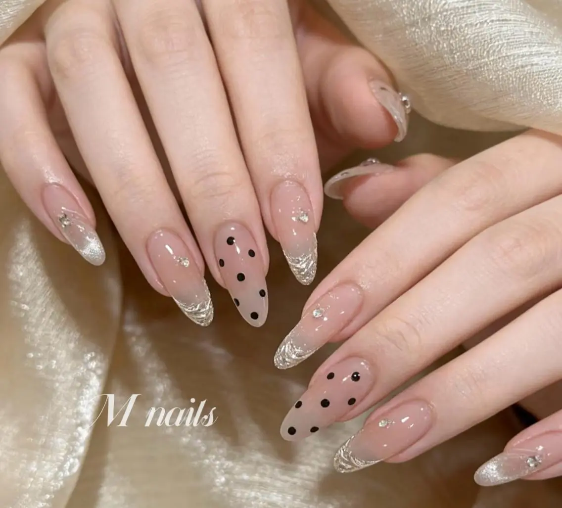 ネイル 🍹M nails Salon🫧のネイルデザイン