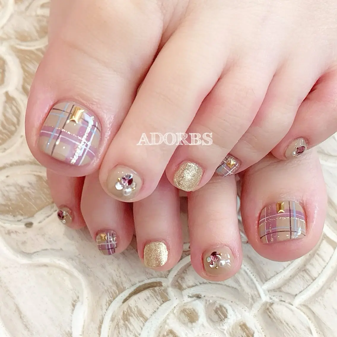 ネイル フットネイル ADORBS ✩上福岡のネイルデザイン