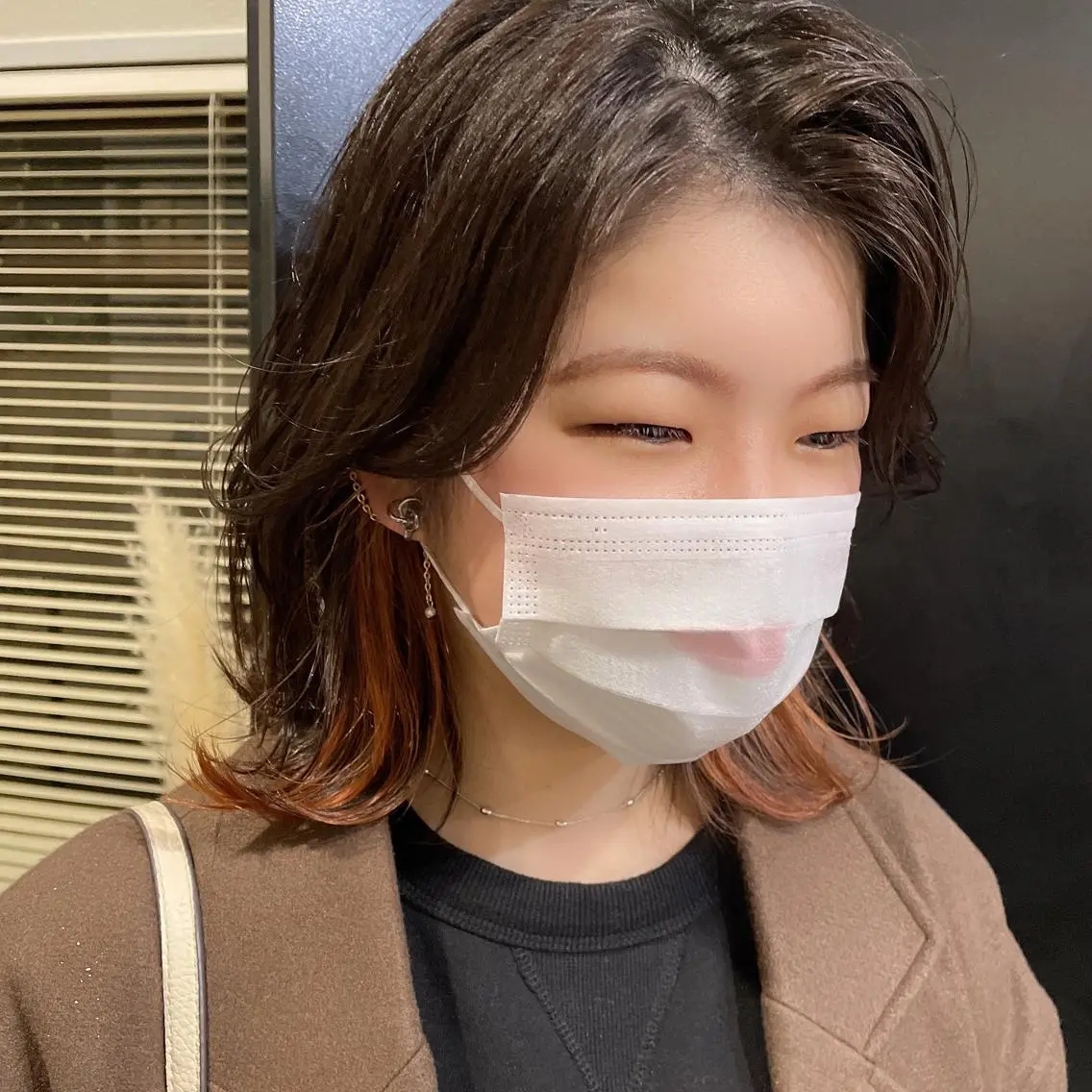 ミディアム カラー ヘアアレンジ ワンホンヘア 韓国ヘア🖤 YURINAのヘアスタイル