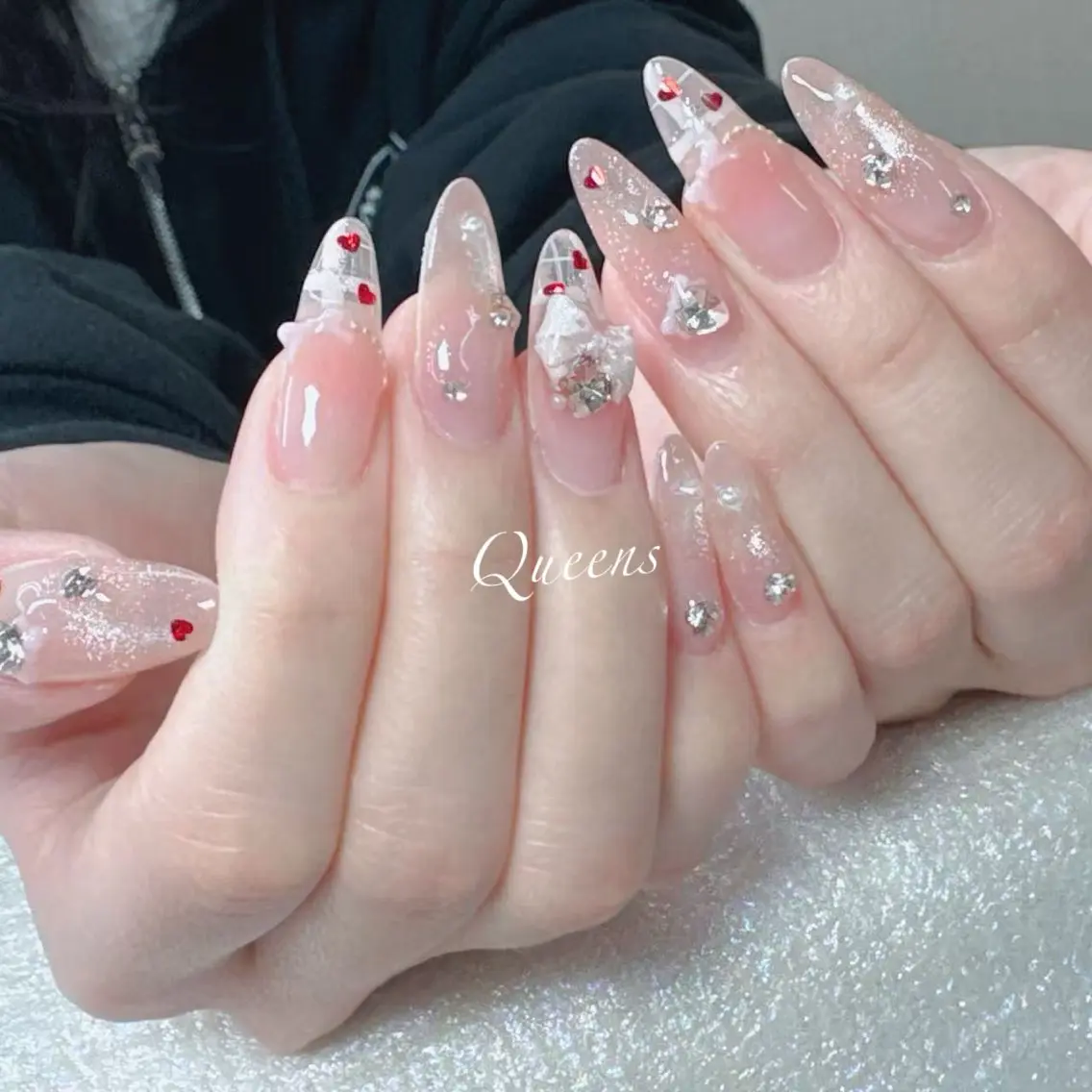 ネイル ハンドネイル Queens マオのネイルデザイン