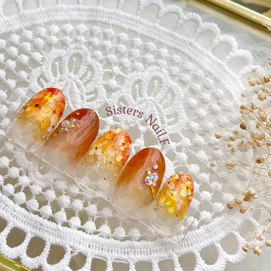 ネイル アートネイル フラワーネイル ジェルネイル グラデーション グリーン sisters nail.fのネイルデザイン