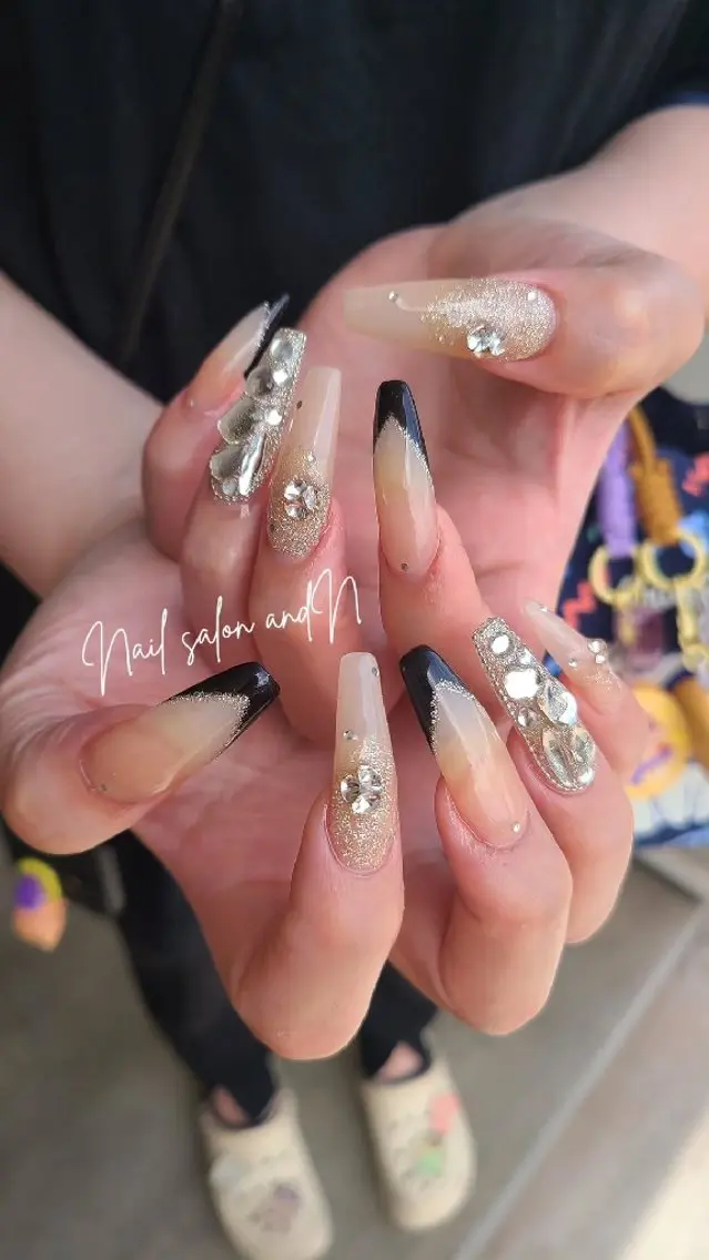 ネイル and Nのネイルデザイン