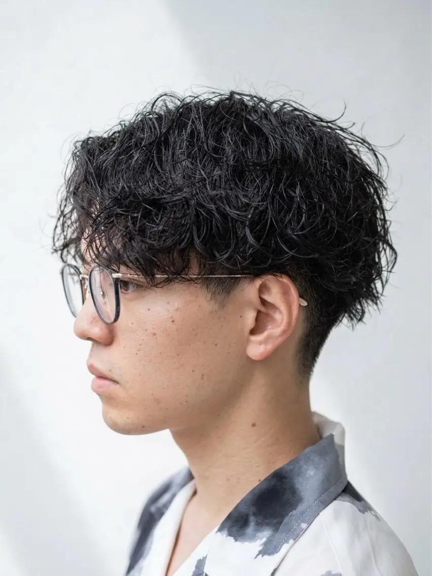 ショート パーマ メンズ 鈴木 まさしのヘアスタイル