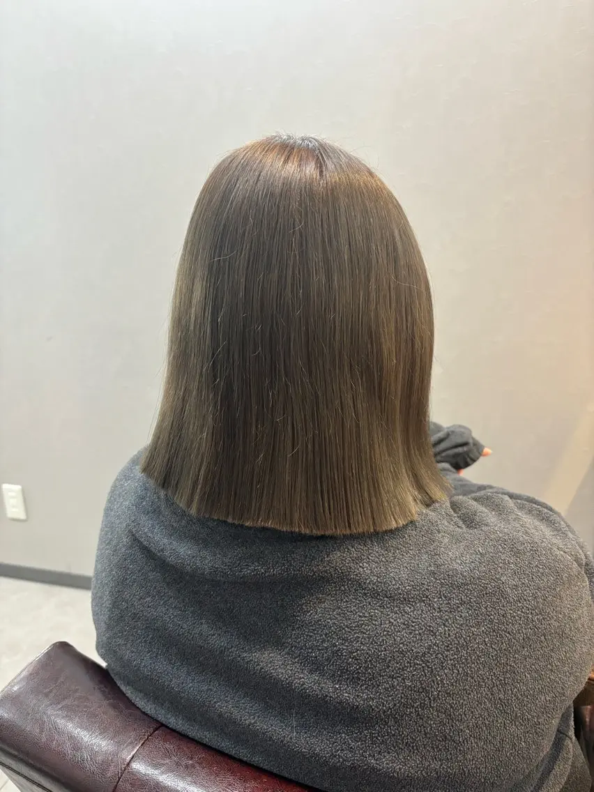 カラー カット ヘアカラー トリートメント レイヤー✂︎ぷつボブ 艶カラー🤍noaのヘアスタイル
