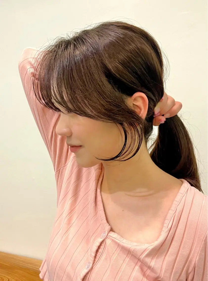 ロング カラー グレージュ くびれヘア 顔まわりレイヤー 韓国風ヘア レイヤーカット カット ヘアカラー VIEW EHIME 齋藤  あつきのヘアスタイル