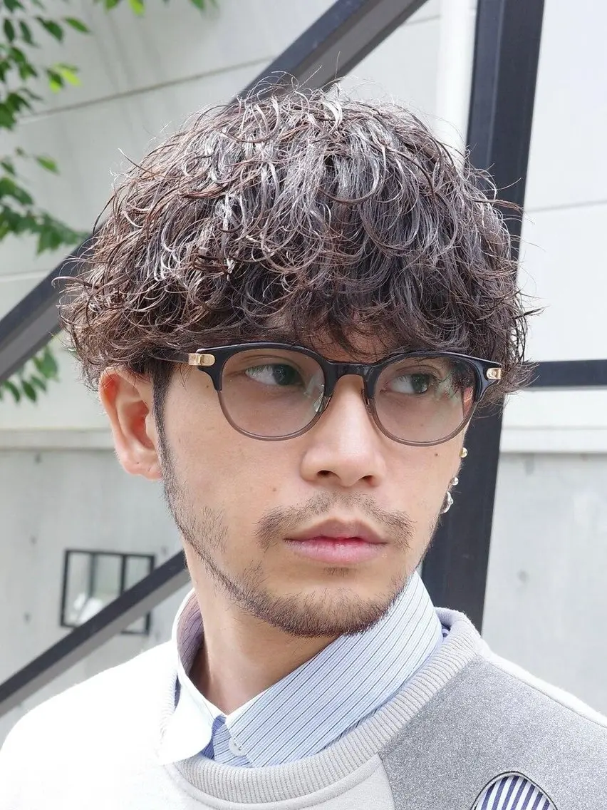 パーマ メンズ センターパート マッシュ メンズパーマ プードルパーマ メンズツイストパーマ 仙台波巻きパーマ/ fifth/遠藤楓雅のヘアスタイル