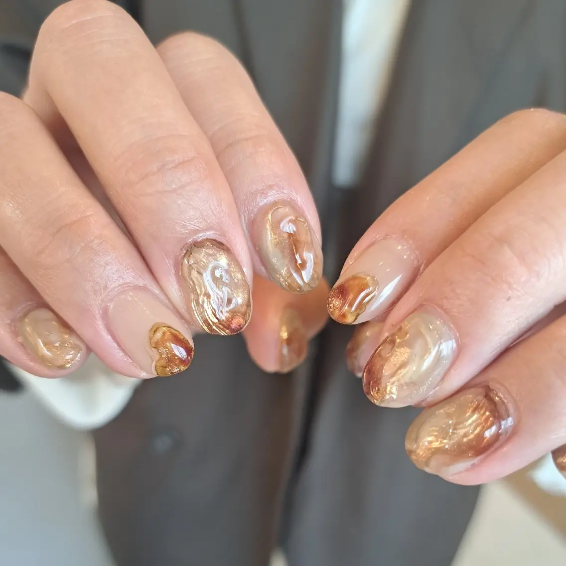 ネイル アートネイル ジェルネイル ミラーネイル 持ち込み ニュアンスネイル ハンドネイル Nail mood デザイン持ち込みokのネイルデザイン