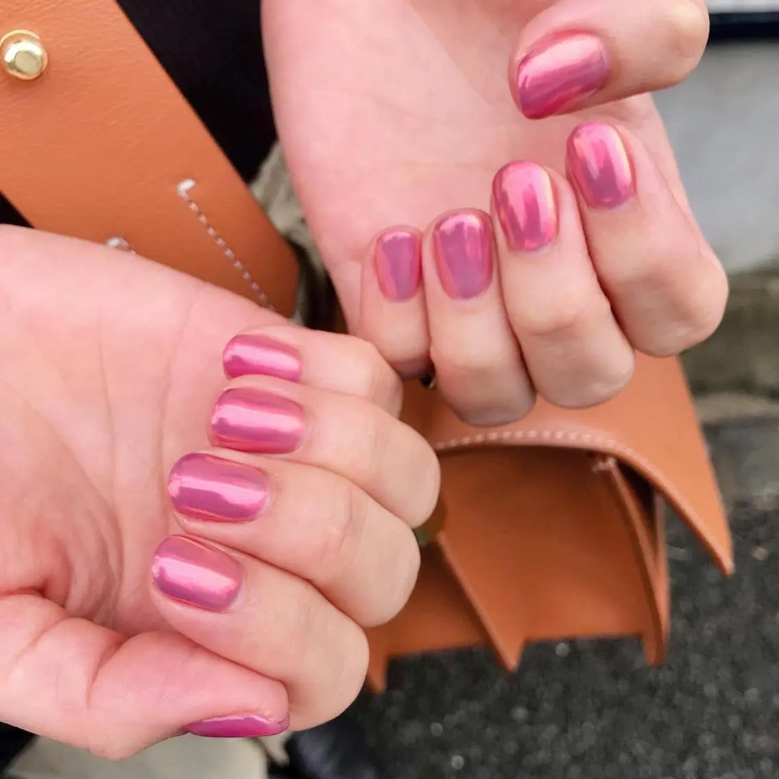 ネイル ミラーネイル ワンカラーネイル ピンク BEE NAILのネイルデザイン