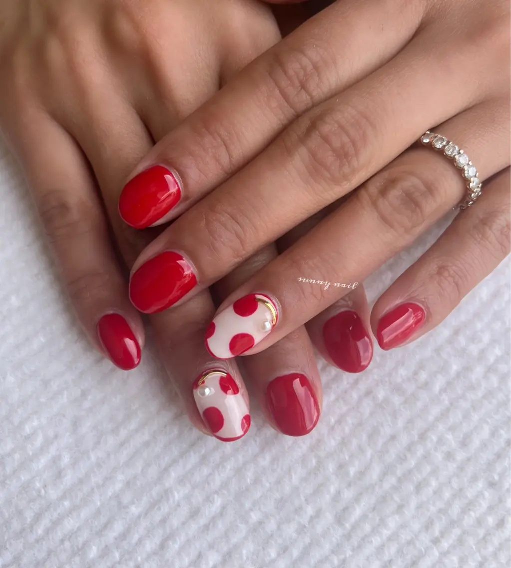 ネイル ドット ジェルネイル パラジェル 赤色 sunny nailのネイルデザイン