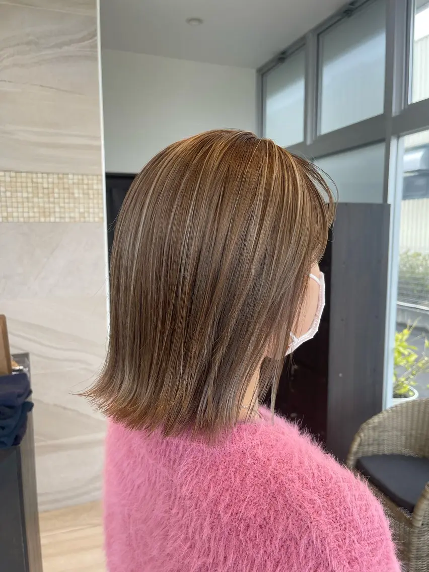 カラー ハイライトカラー ヘアカラー 櫻井 麻彩のヘアスタイル