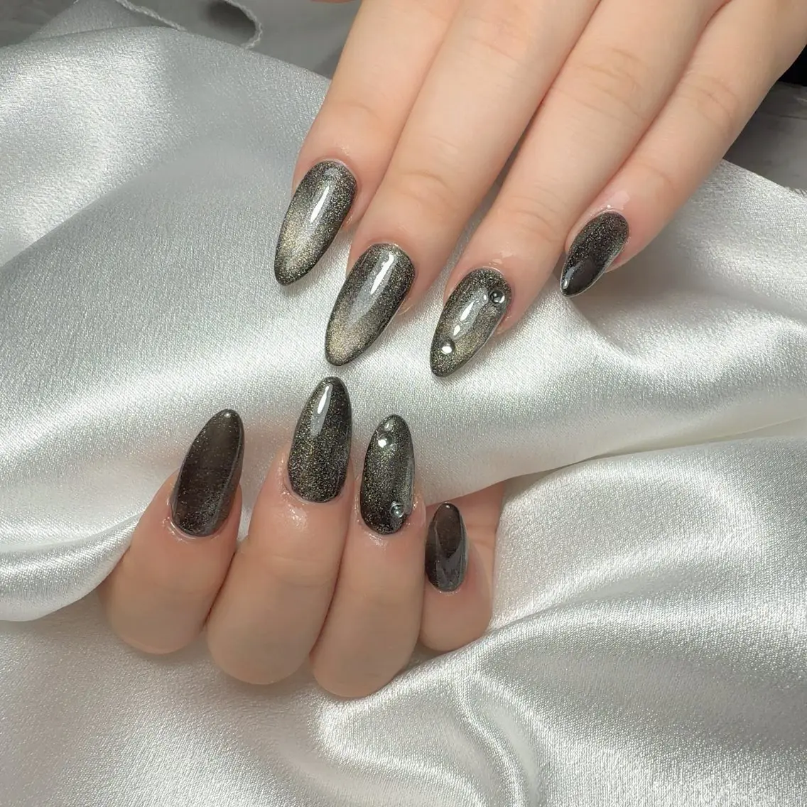 ネイル ハンドネイル 🎀NAIL RONI🎀のネイルデザイン