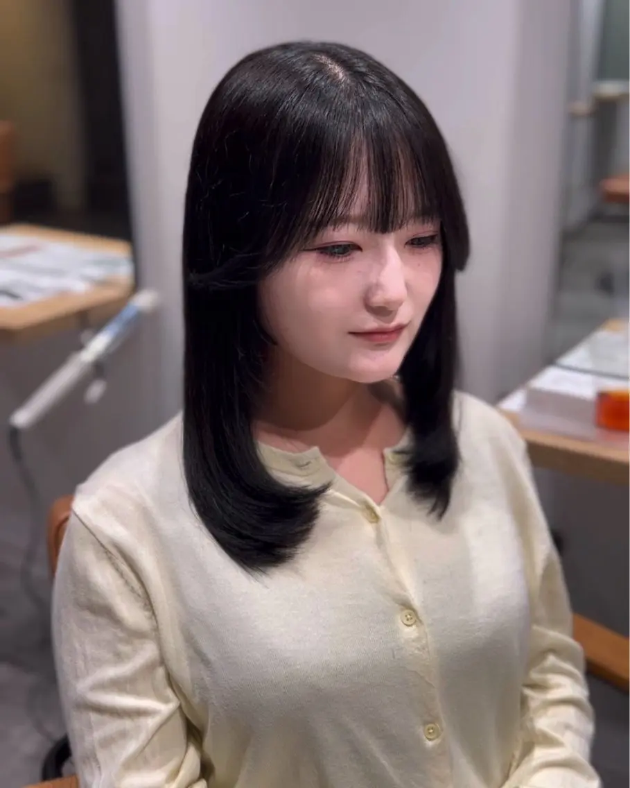ミディアム ミディアムレイヤー ラベンダーブラウン ピンクブラウン 髪質改善 韓国風ヘア カット ヘアカラー 盛れヘア🪽 /miyu🎀のヘアスタイル