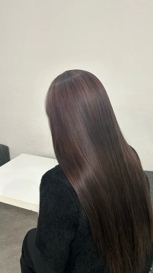 ロング カラー ヘアカラー 𝑹𝒊𝒌𝒐 ブリーチ/艶カラーのヘアスタイル