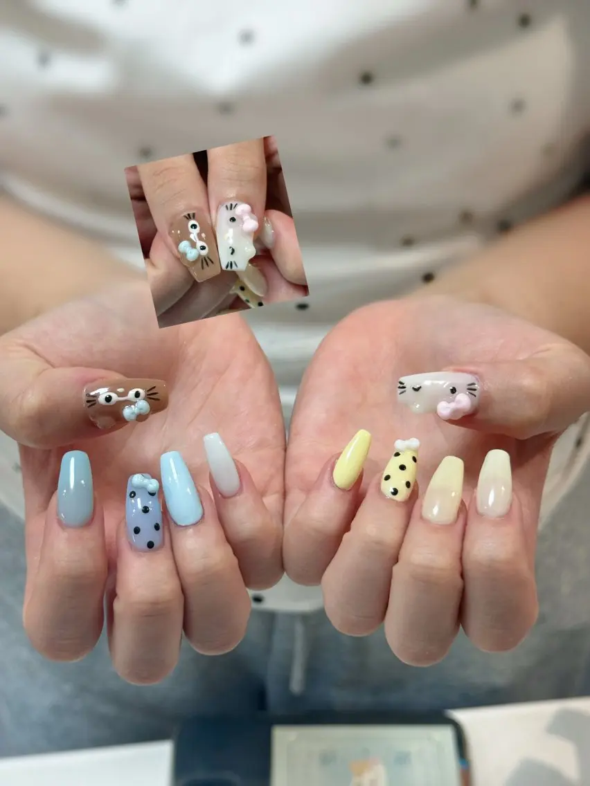 ネイル フレンチネイル ジェルネイル キラキラネイル 韓国ネイル マグネットネイル Julli NailStudioのネイルデザイン