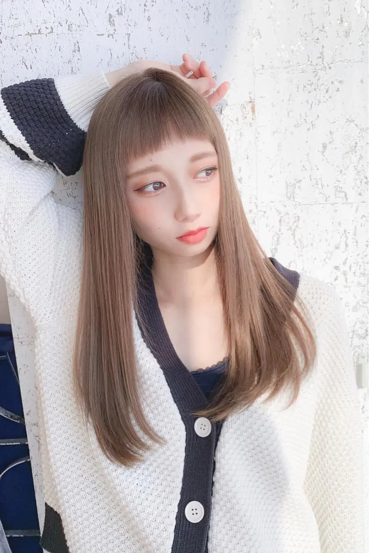 カット+酸性ストレート+4stepトリートメントの写真