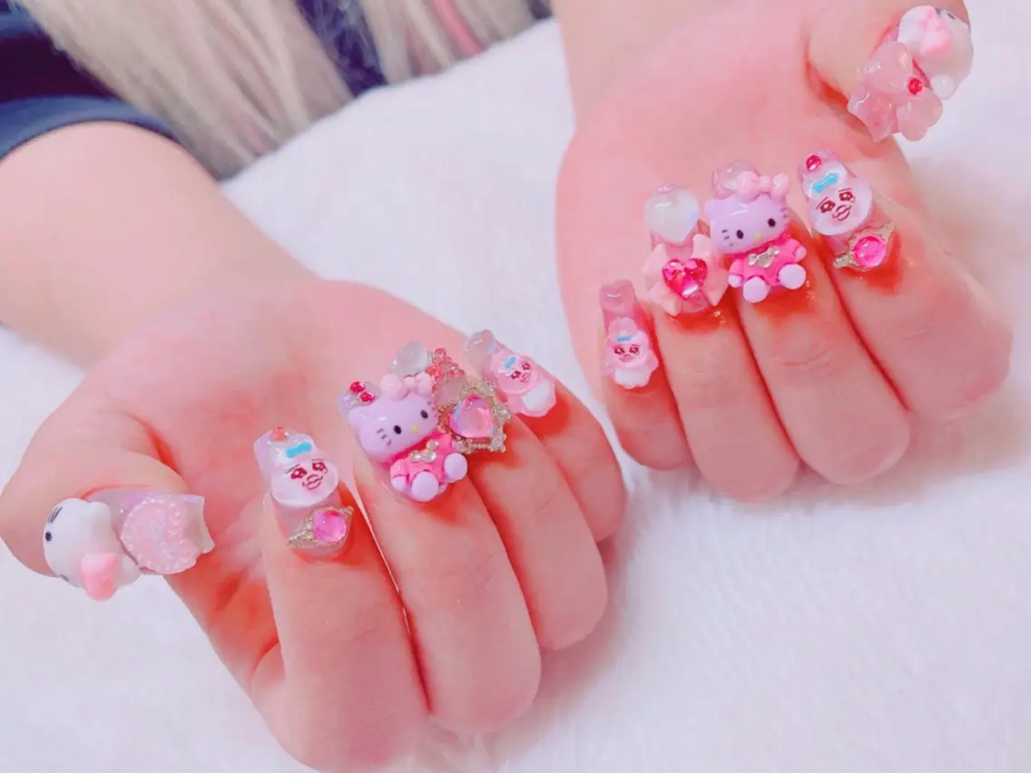 ネイル ハンドネイル Makana Manaのネイルデザイン