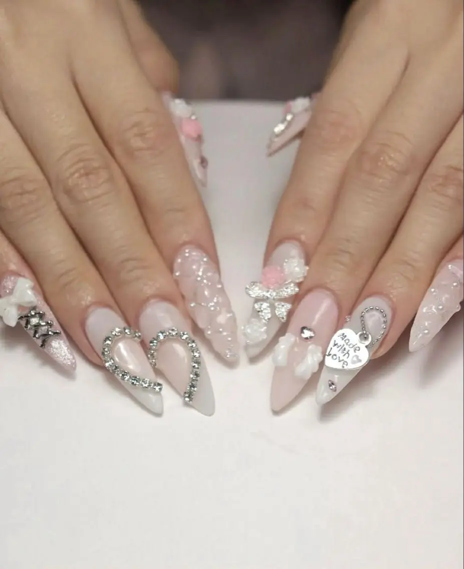 ネイル フレンチネイル ジェルネイル マグネットネイル 持ち込み ニュアンスネイル ハンドネイル Ribbonnail salonのネイルデザイン