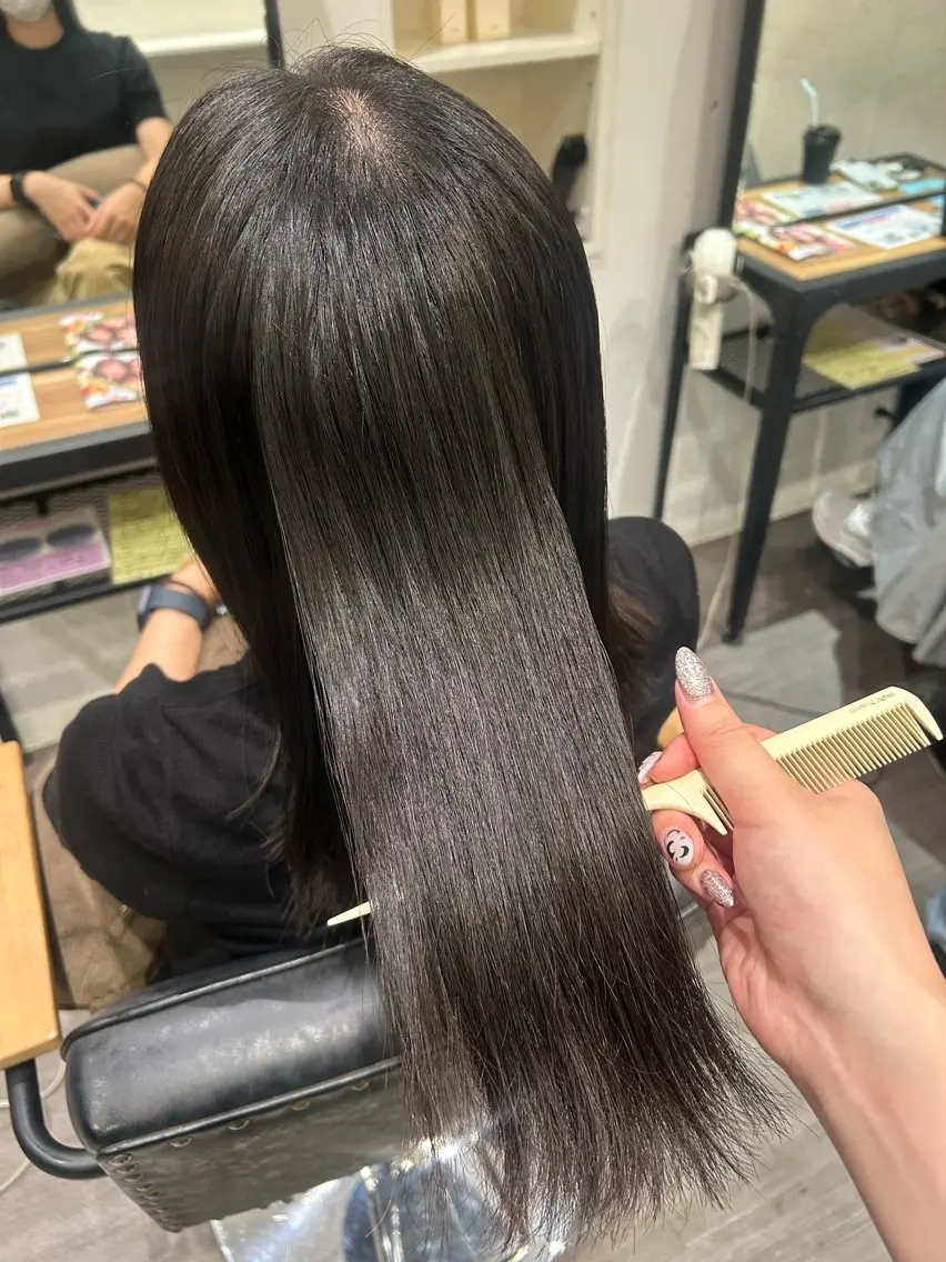 ミディアム 髪質改善 縮毛矯正 トリートメント トリートメント cocotte 💟草間紫音💟のヘアスタイル