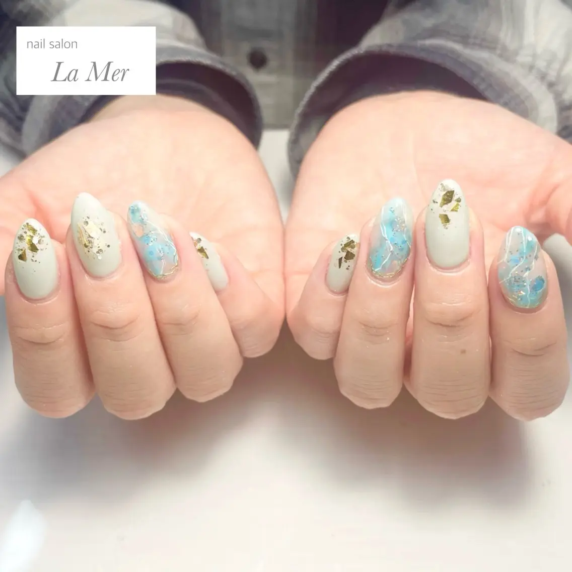 ネイル オーロラネイル ブルー グリーン 水色 大理石ネイル(マーブル) ハンドネイル nailsalon La Merのネイルデザイン