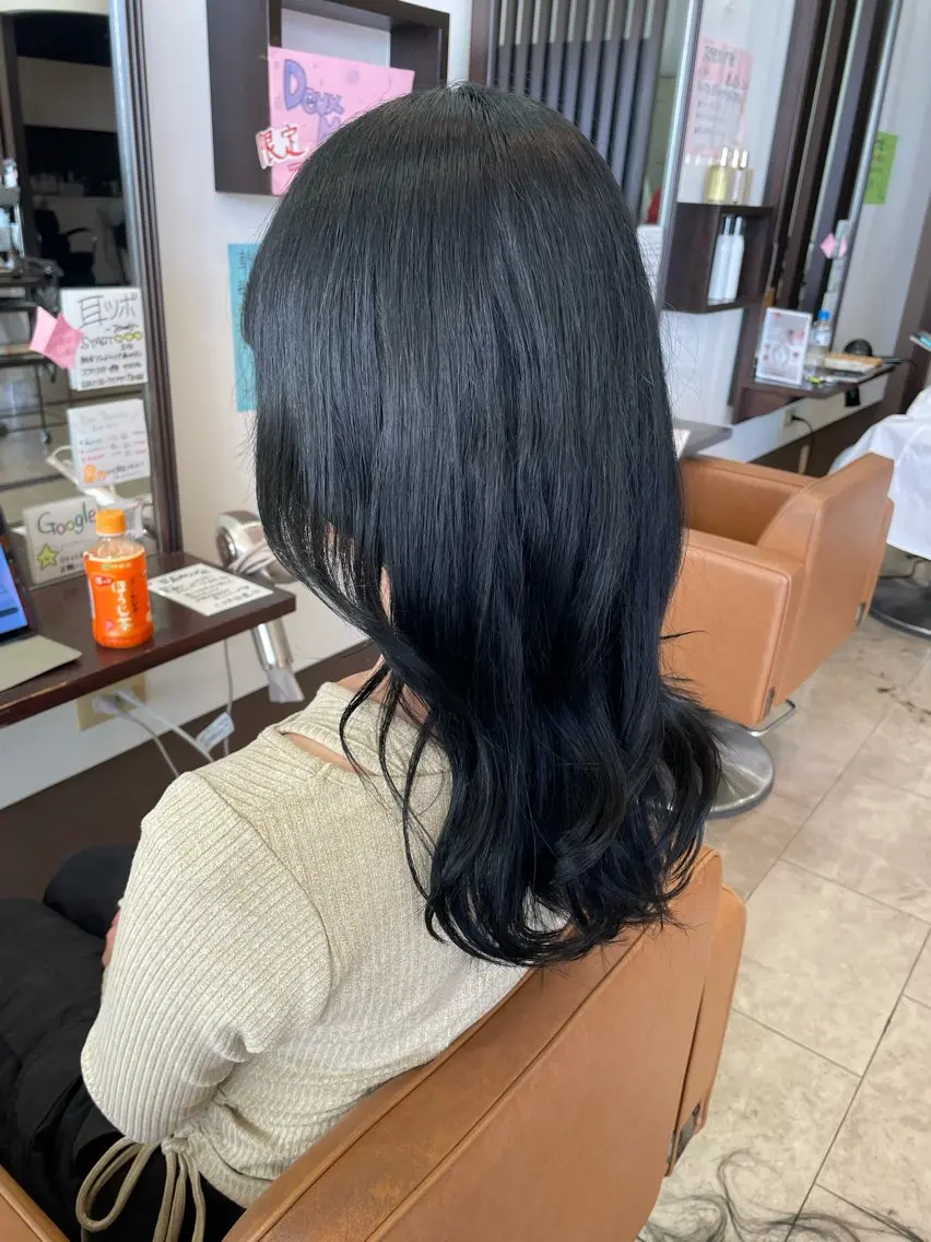 ロング 川上 彩華のネイルデザイン