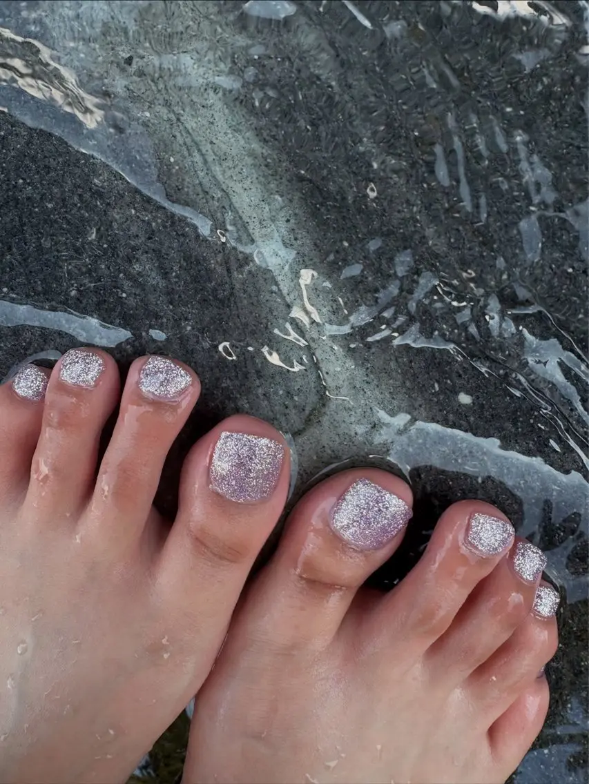 ネイル フラッシュネイル フットネイル Atún nail (ｱﾄｩﾝﾈｲﾙ)のネイルデザイン