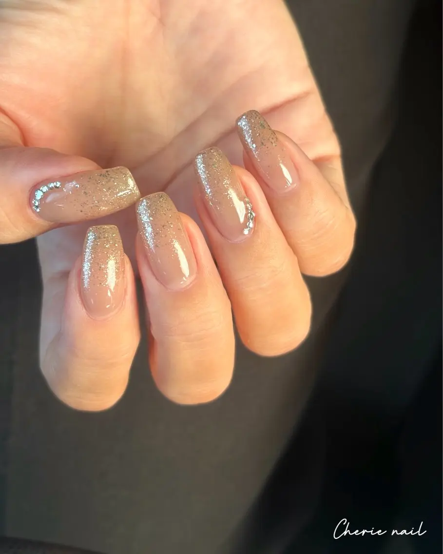 ネイル ジェルネイル ラメ(グリッター) シンプルネイル ハンドネイル Cherienail yunaのネイルデザイン