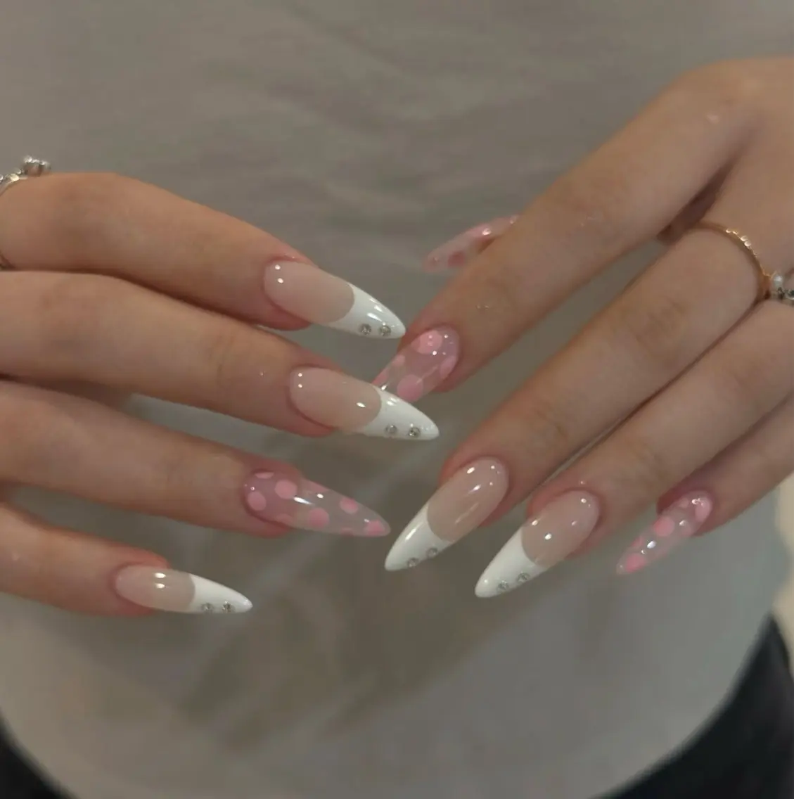 ネイル ハンドネイル NiJi Nailsのネイルデザイン