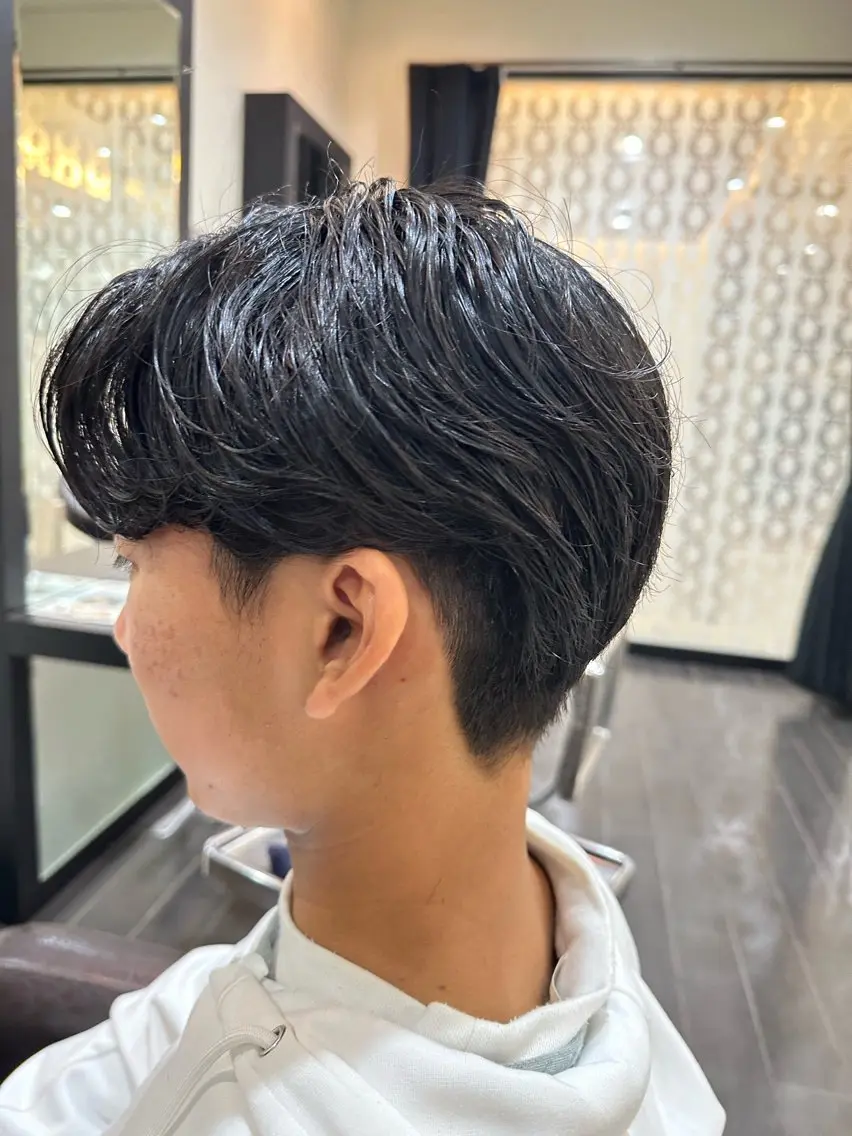 パーマ メンズ ナチュラルヘア 神田一瑳のヘアスタイル