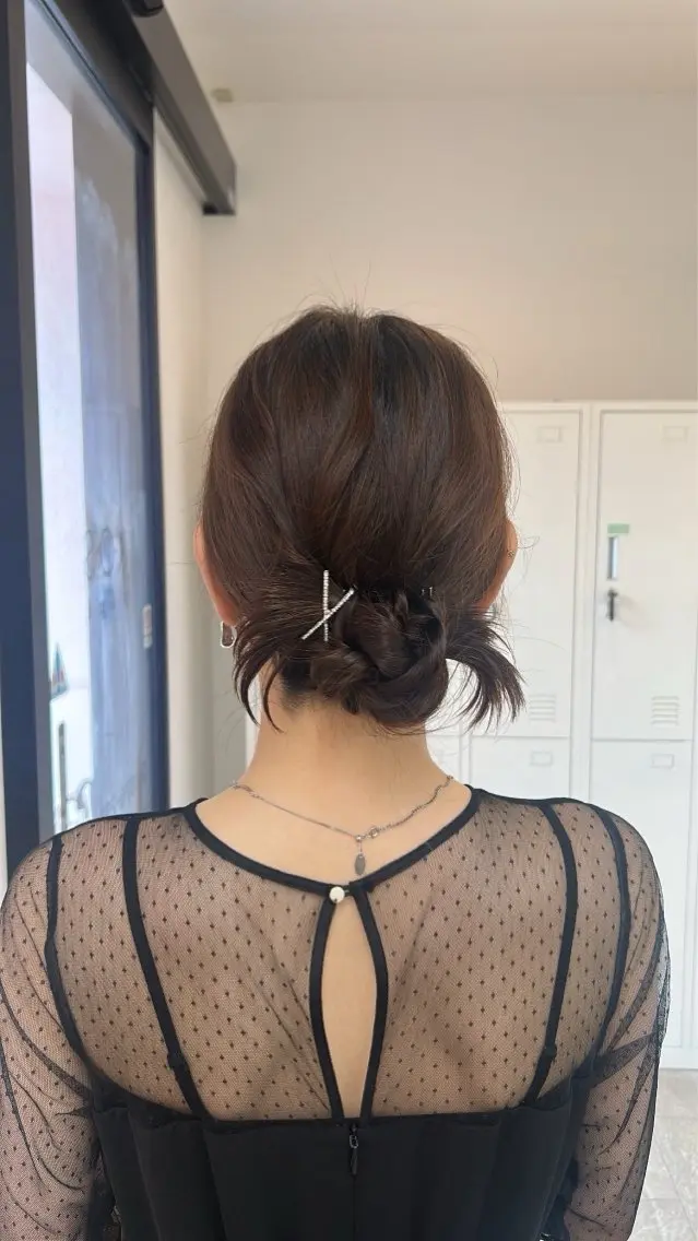 ミディアム ヘアアレンジ ヘアセット suehiro yunaのヘアスタイル