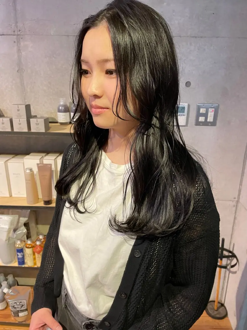 ロング カラー カット ヘアカラー トリートメント ROUTE KOUTAのヘアスタイル