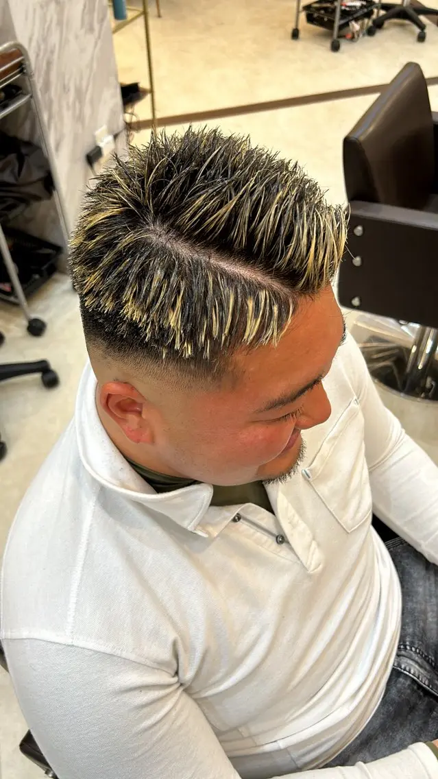 ショート 善財 康葵のヘアスタイル