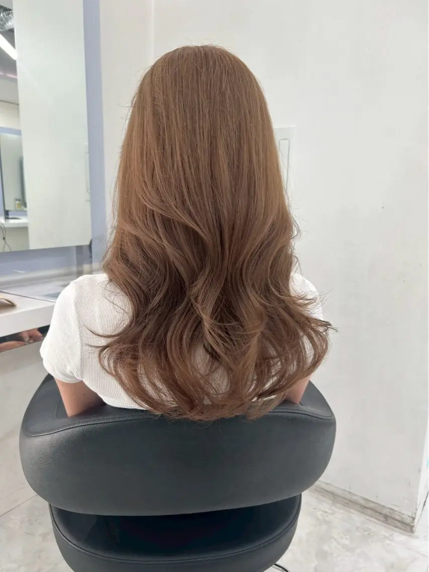 ロング カラー 🍀ブラウンベージュ sakura🍀のヘアスタイル