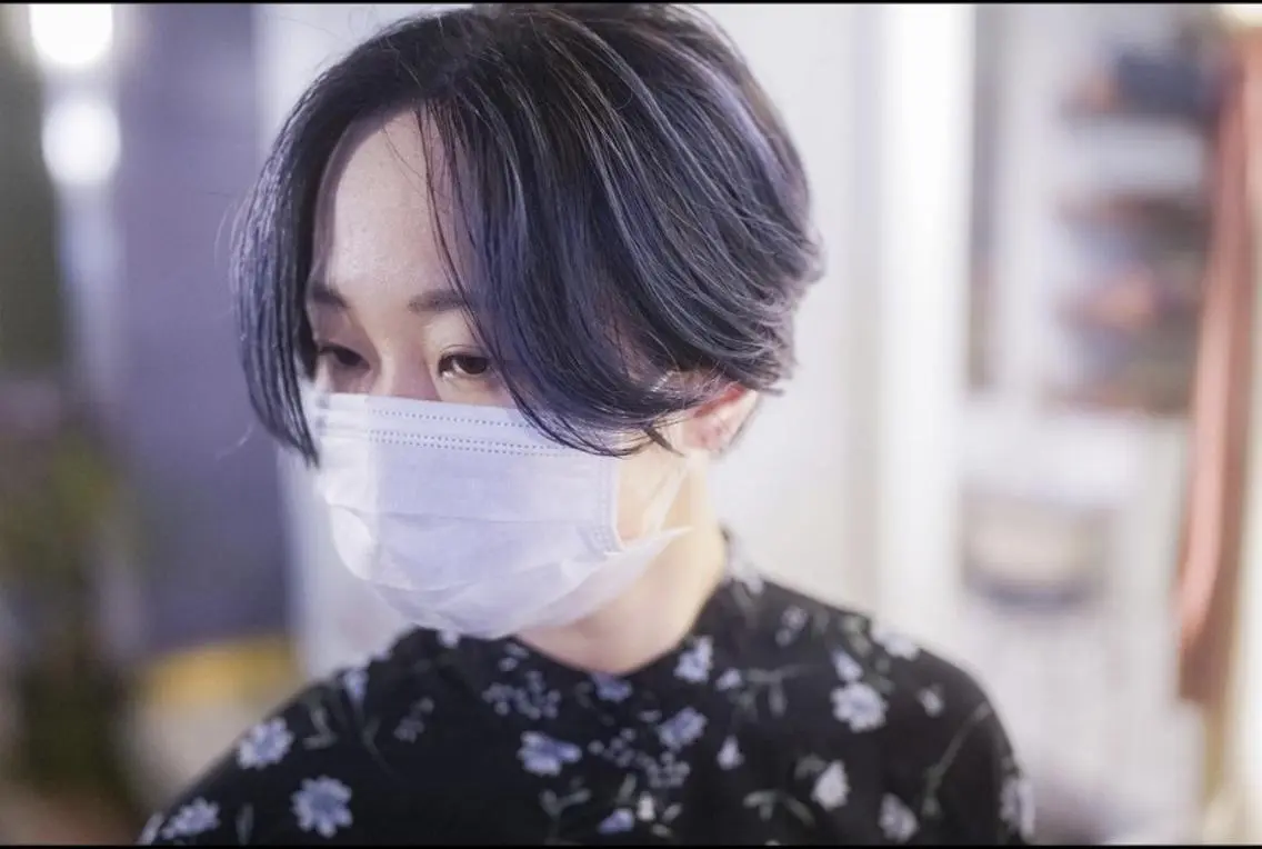 ショート カラー バレイヤージュ ブリーチ ケアブリーチ ダブルカラー パープルカラー 安藤悠里/ハイトーン /デザインカラーのヘアスタイル