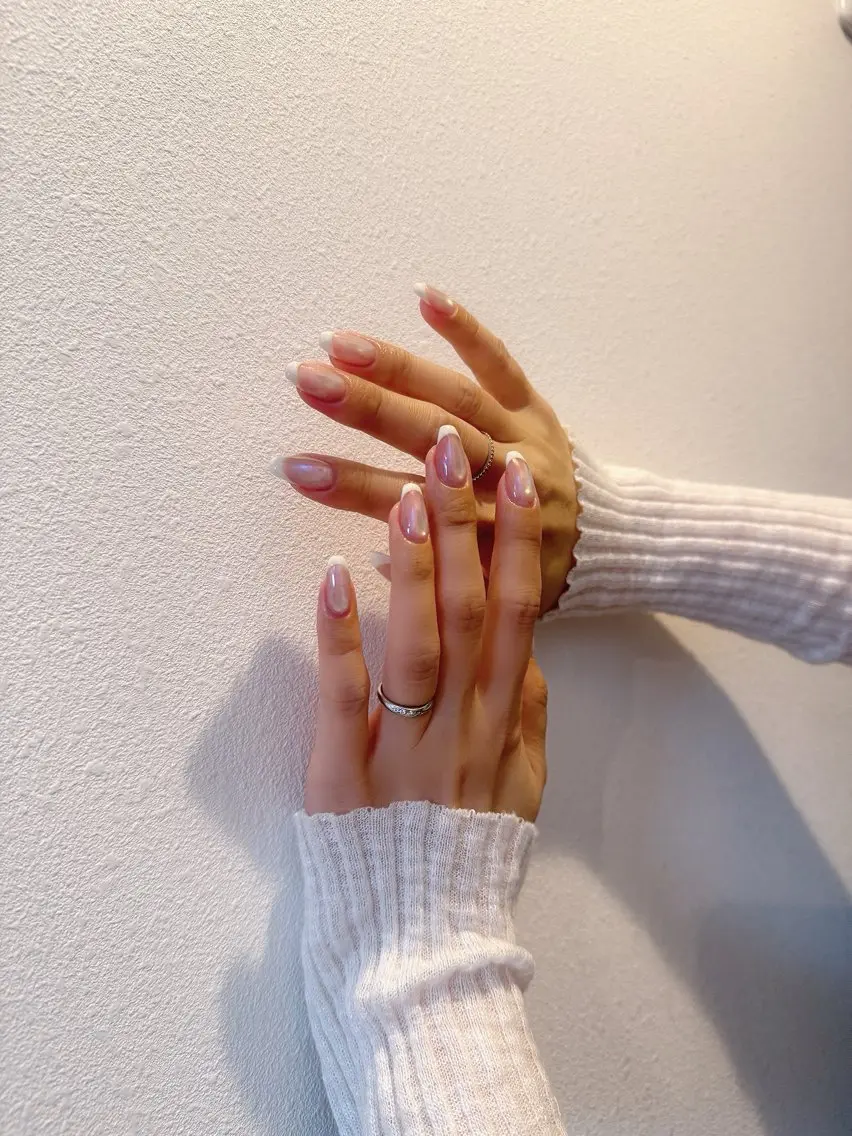ネイル フレンチネイル マグネットネイル マグネットフレンチ Nail salon Vinnaのネイルデザイン
