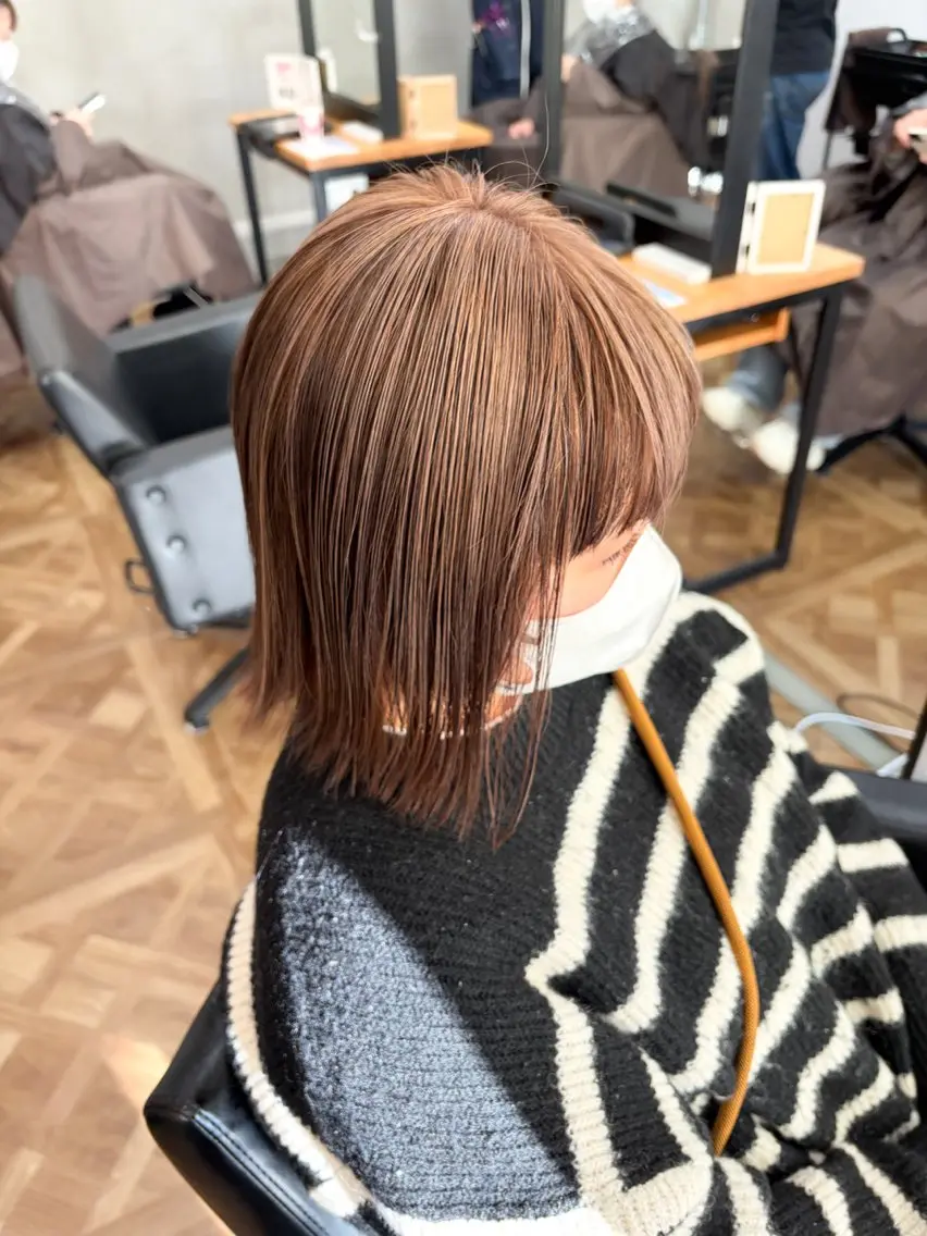 ミディアム カラー ベージュカラー ブラウンカラー カット ヘアカラー トリートメント 🫧透明感カラー🫧 OIKAWAのヘアスタイル