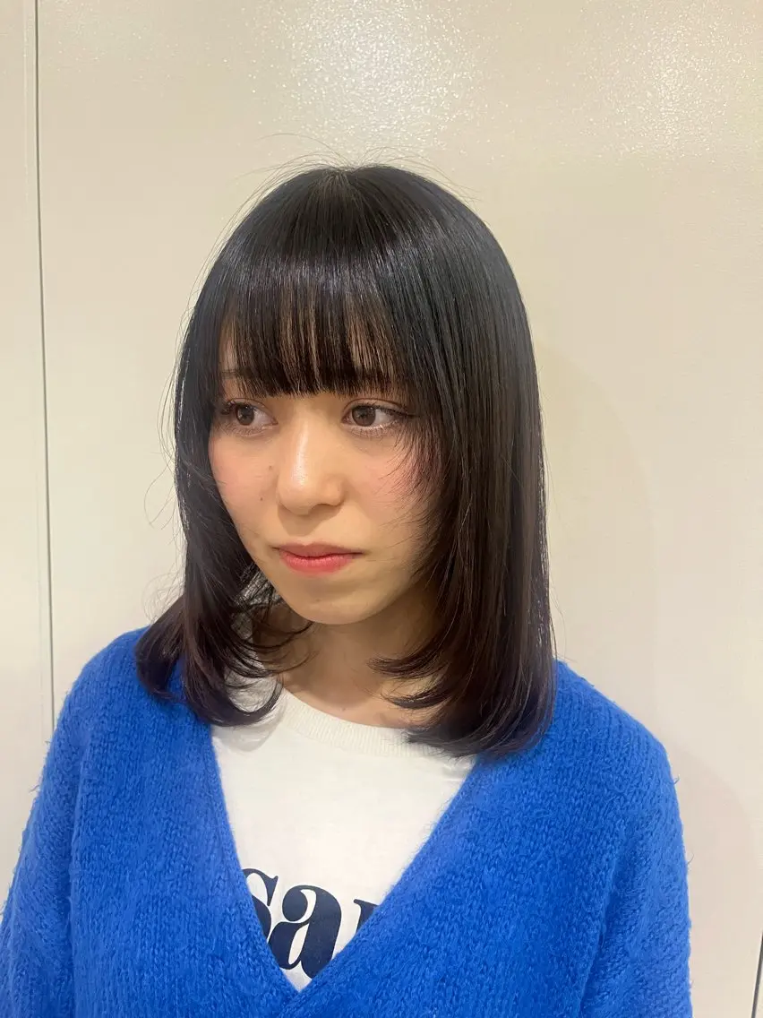 ミディアム レイヤーカット 酒井 陽南乃のヘアスタイル