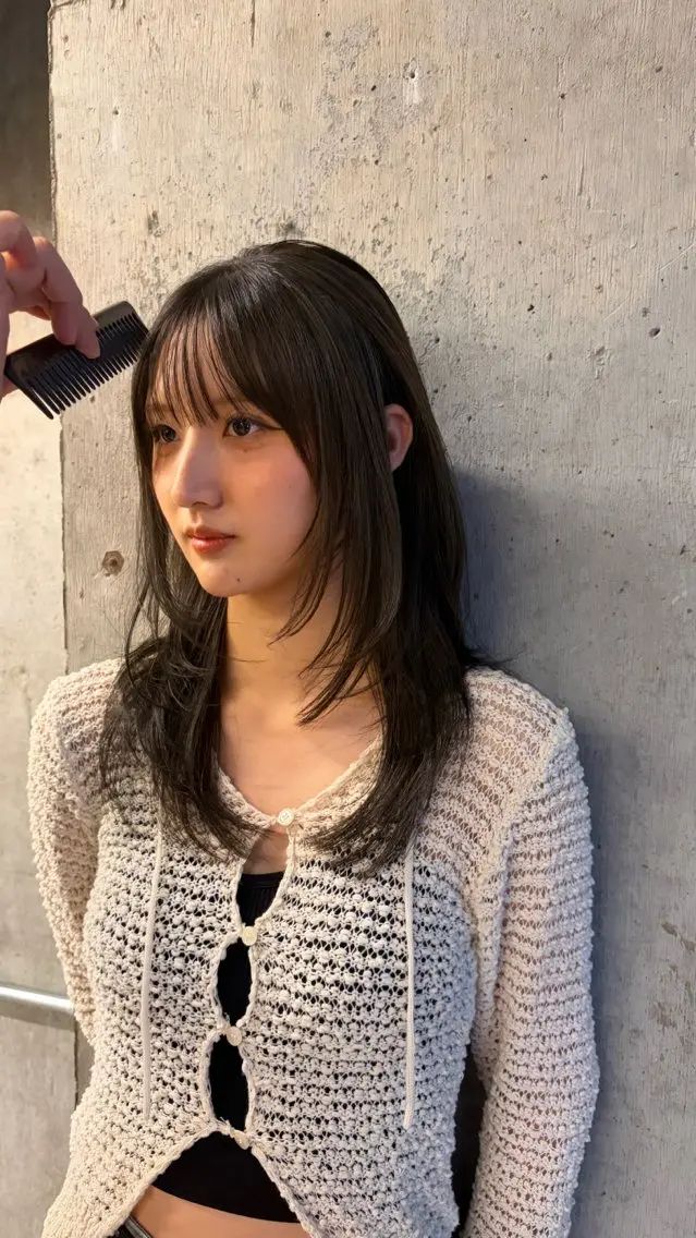 ミディアム カラー sara ブリーチカラーのヘアスタイル