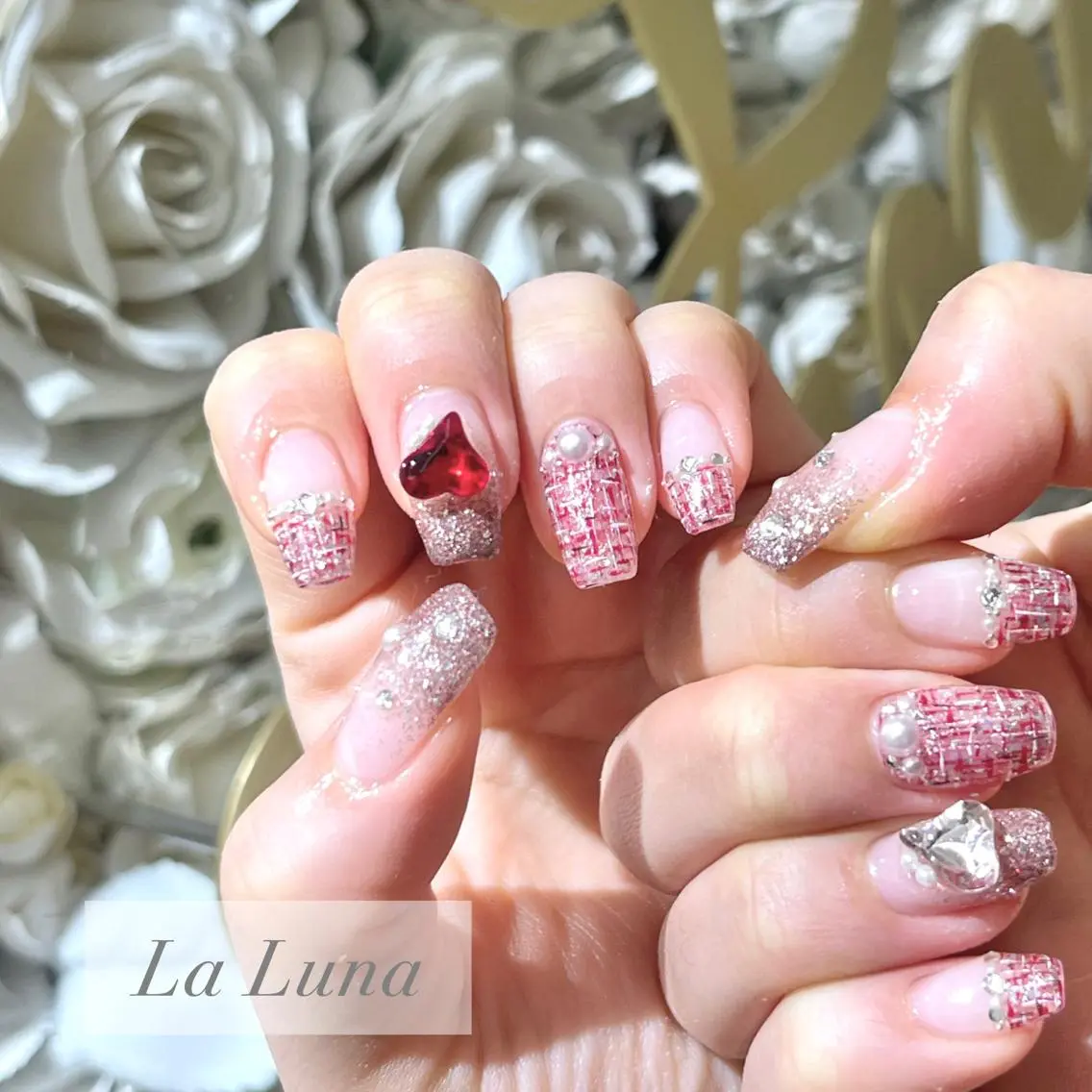 ネイル LaLuna🌙 Natsukiのネイルデザイン