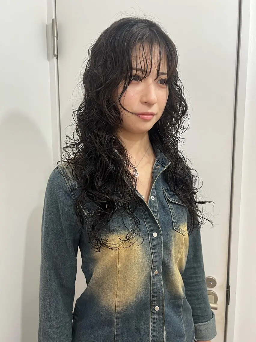 ロング カット パーマ 💥ウルフカット デザインあんな💥のヘアスタイル