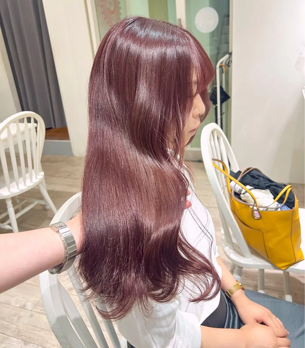 ミディアム カラー ブリーチ ラベンダーカラー ブリーチなしカラー ピンクカラー ピンクラベンダー ヘアカラー トリートメント 暖色カラー✨️ 門内 梨真のヘアスタイル