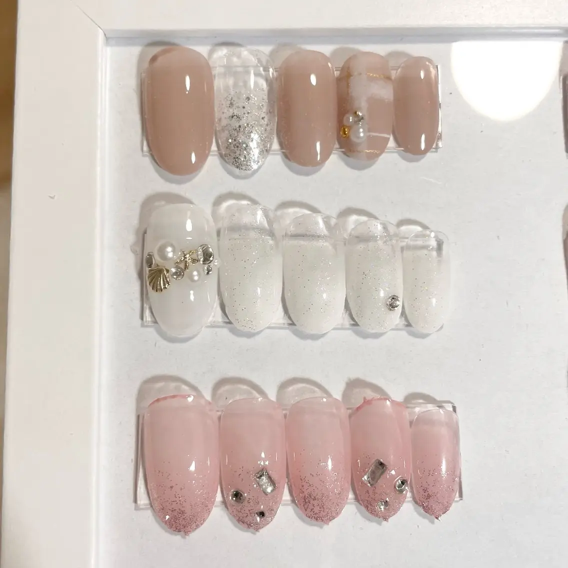 ネイル ラメ(グリッター) マグネットネイル nailsalon VENUSのネイルデザイン