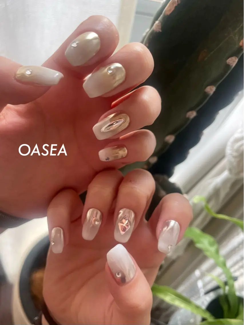 ネイル ハンドネイル 🌞💜 KAORI 🌴のネイルデザイン