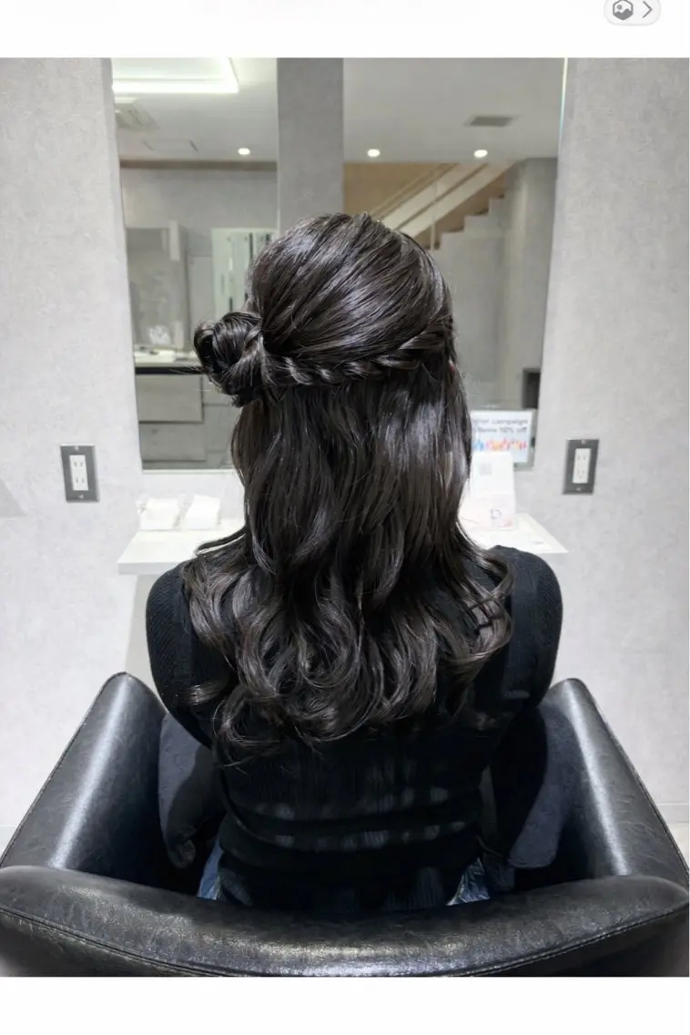 ロング ヘアアレンジ ヘアセット Sol / chika🪽のヘアスタイル