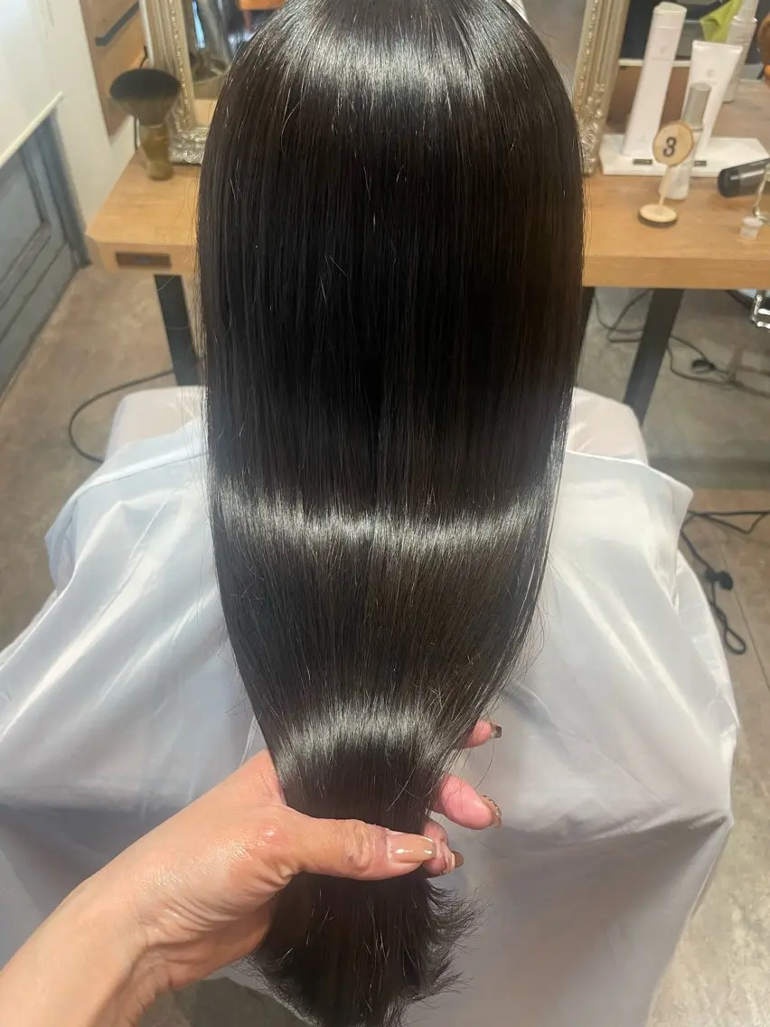 ロング カット ヘアカラー トリートメント HARE 川崎晴佳のヘアスタイル