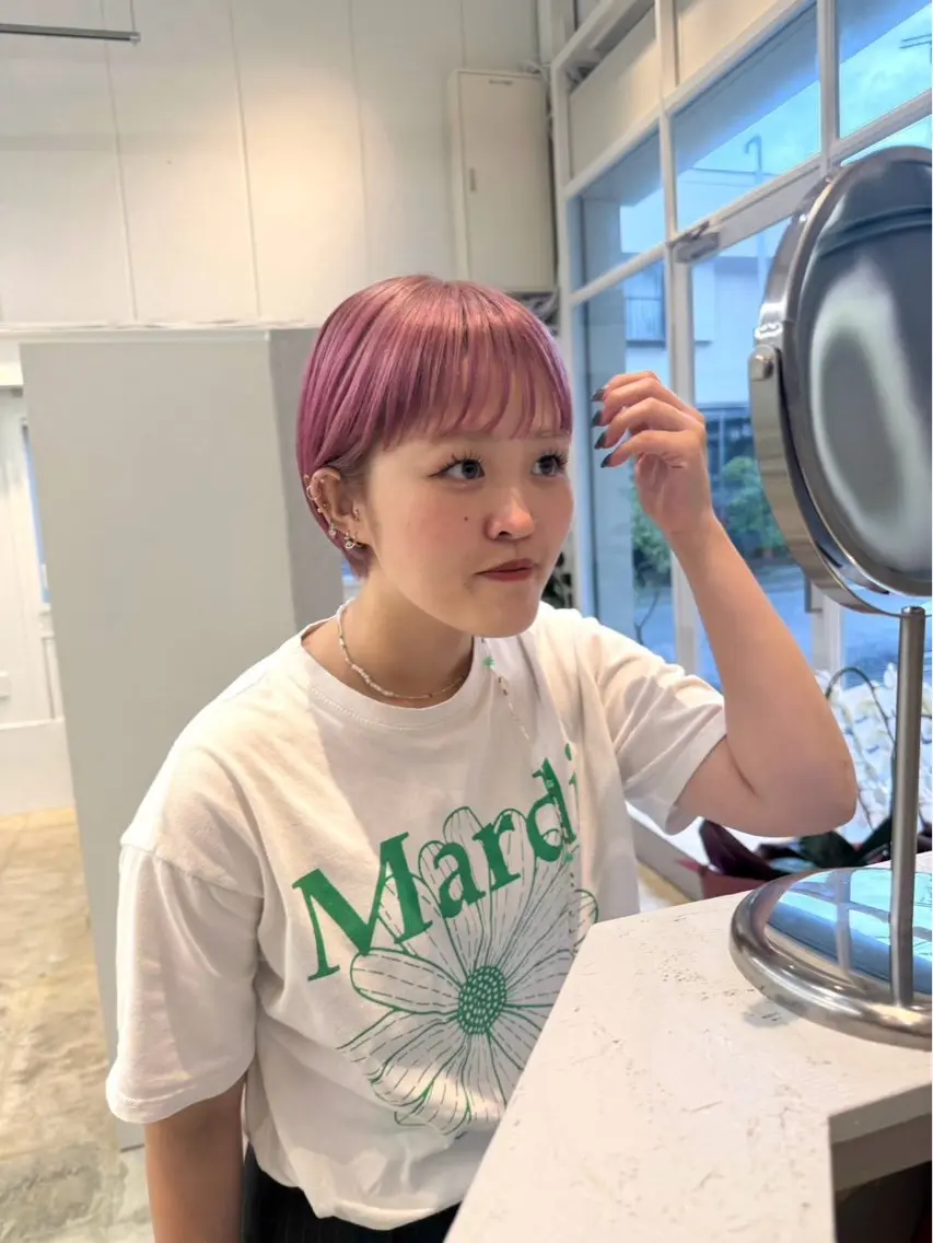 ショート カラー ブリーチ ピンクカラー enif るいのヘアスタイル
