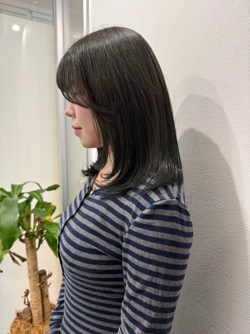 ミディアム カラー レイヤーカット カット ヘアカラー トリートメント azumi/ボブ/暖 色/オリーブ/縮毛のヘアスタイル