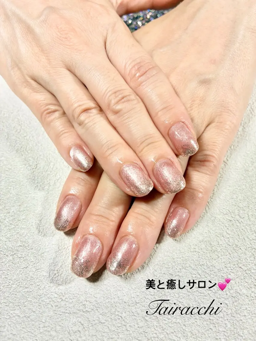 ネイル グラデーション キラキラネイル ラメ(グリッター) ラメグラデーション シルバー ハンドネイル Tairacchi ﾀｲﾗｯﾁのエステ・リラクイメージ